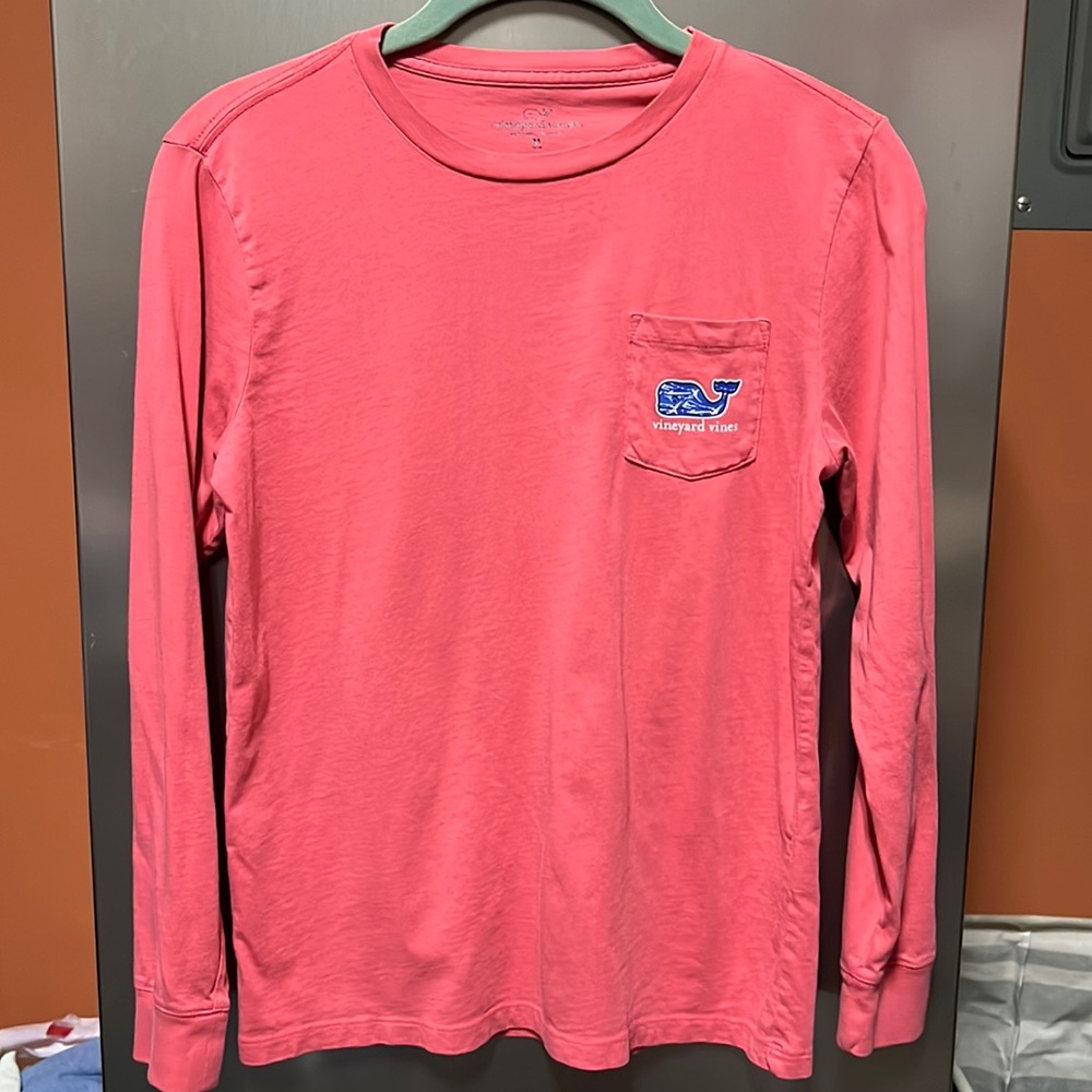 Vineyard Vines Long Sleeve Boys Tee Shirt Size M (12-14) Coral Color